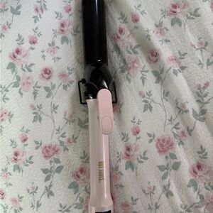 Hot Tools Pink and Black Curling Iron